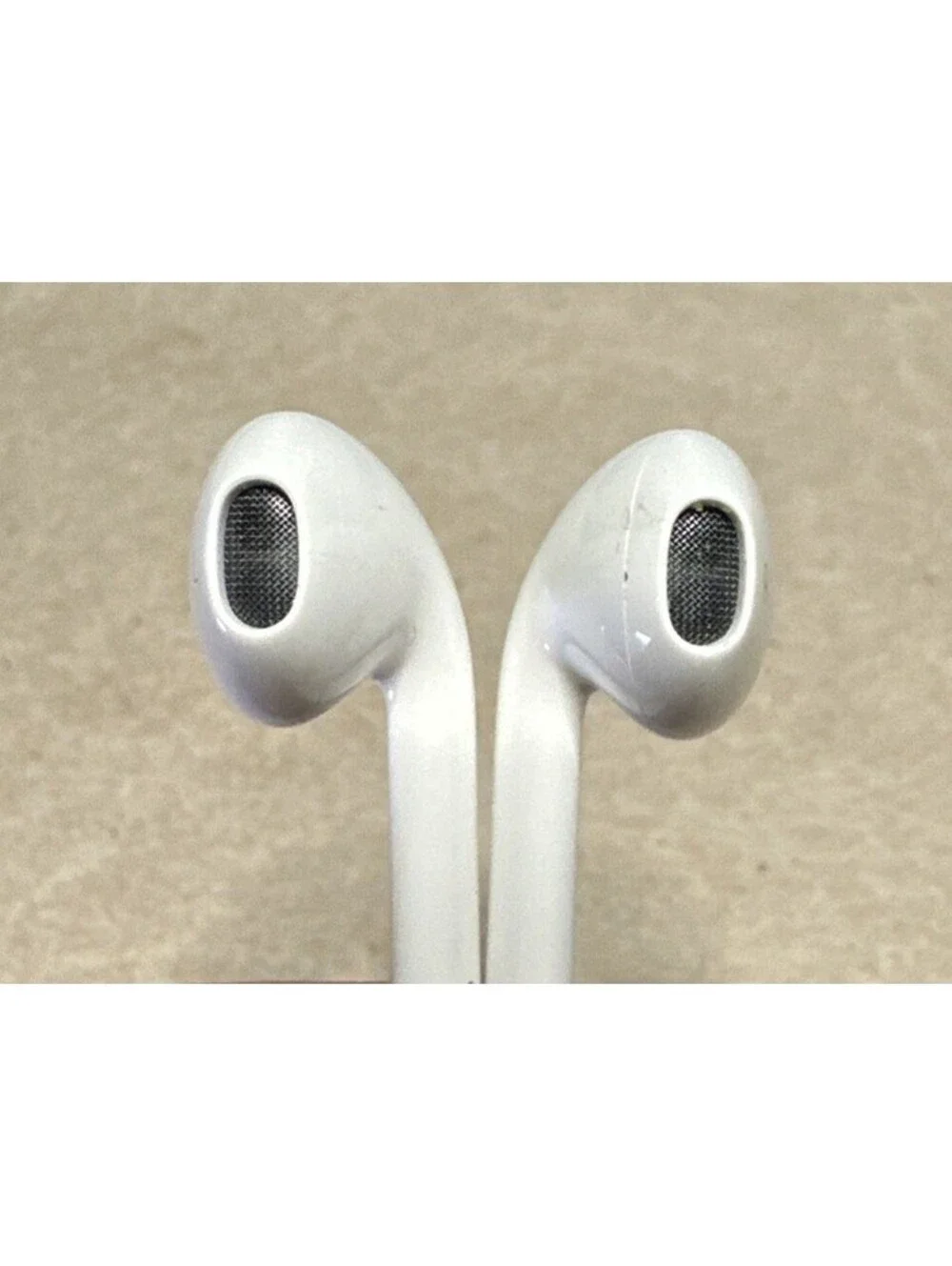 Original Apple Lightning Cable Earbuds For IPhone or IPhone PRO Max w/Mic